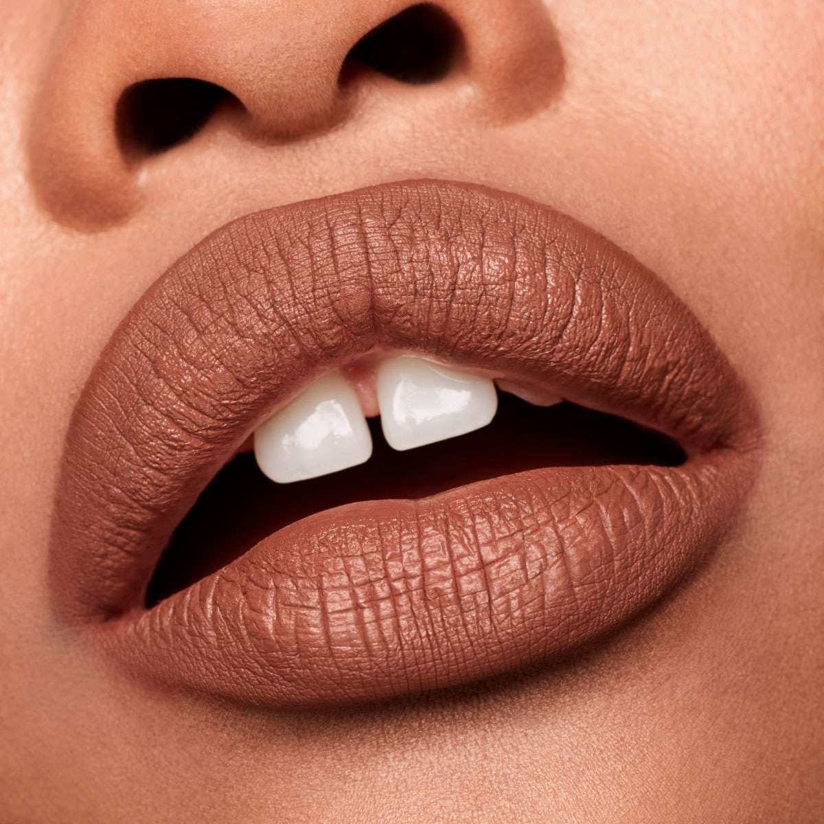 TRACE'D OUT PENCIL LIP LINER (DELINEADOR PARA LABIOS)
